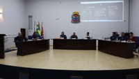 Câmara realiza 6ª Sessão Ordinária com aprovação de projetos e cobranças por melhorias